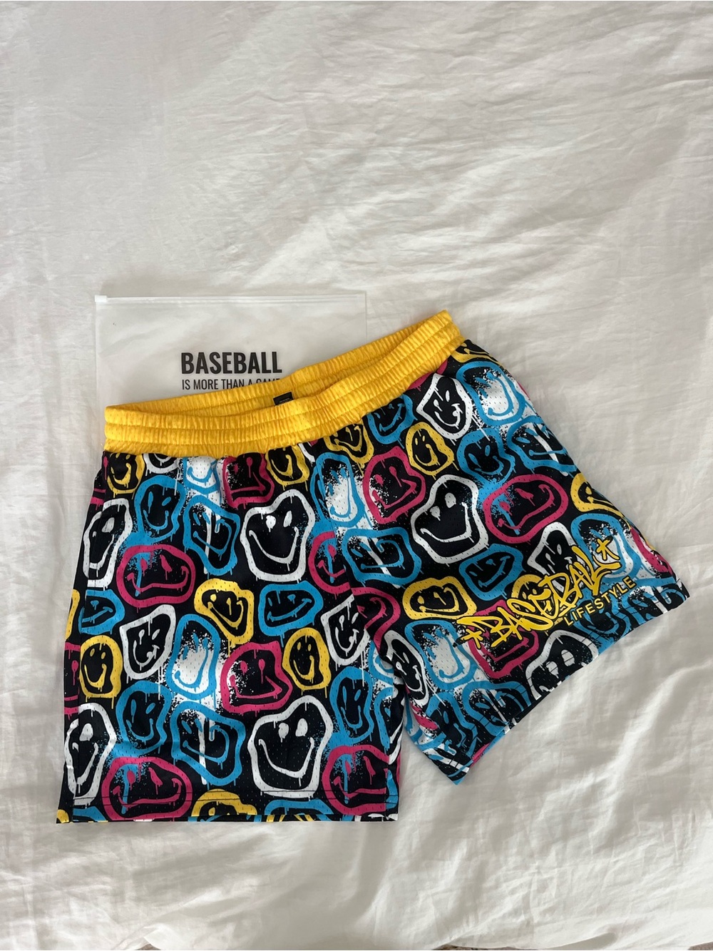 Baseball Lifestyle Men’s Smiley Slugger Shorts